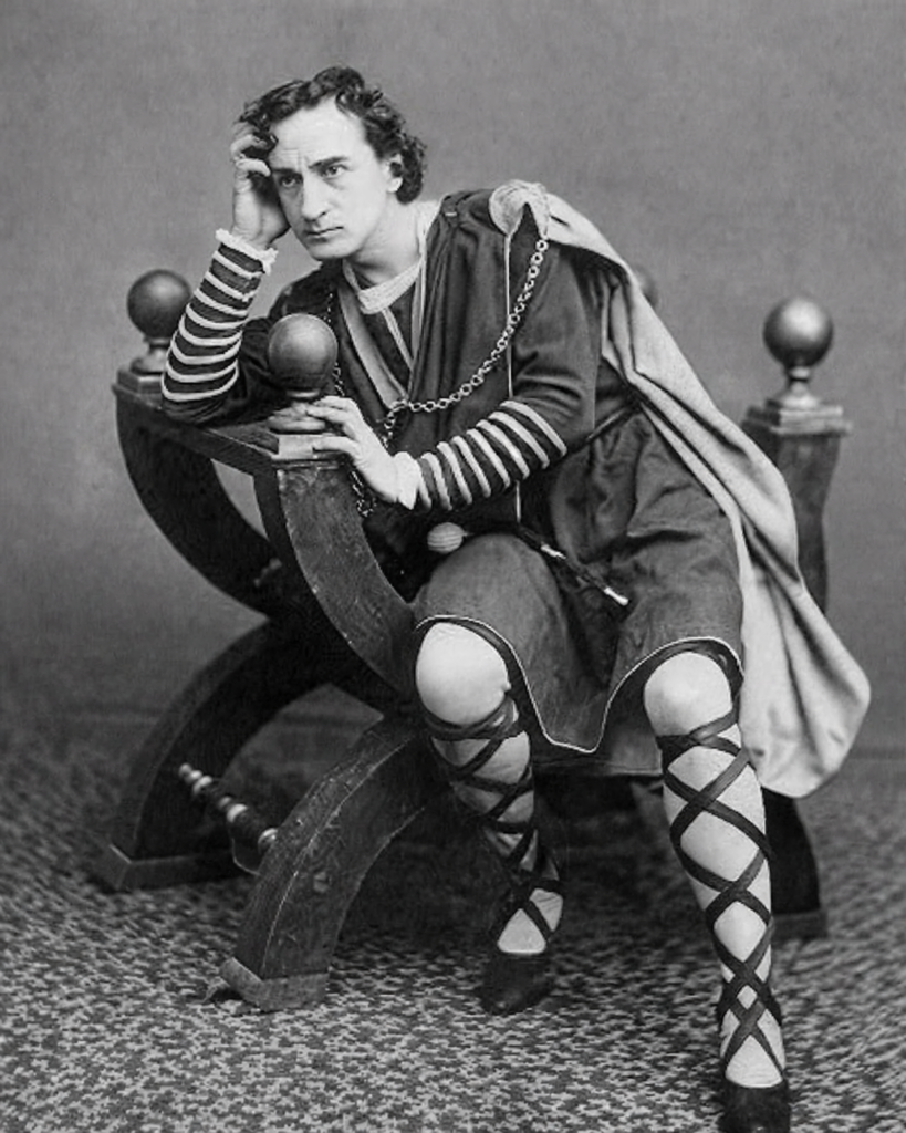 Retrato de estudio de Edwin Booth, célebre actor estadounidense y figura central del teatro del siglo XIX.