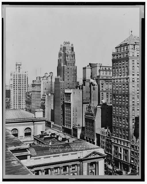 American Radiator Building en Nueva York hacia 1924