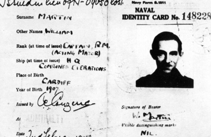 Documento de identidad ficticio del mayor William Martin creado para la Operación Mincemeat