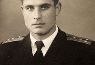 Retrato del oficial naval soviético Vasili Arkhipov