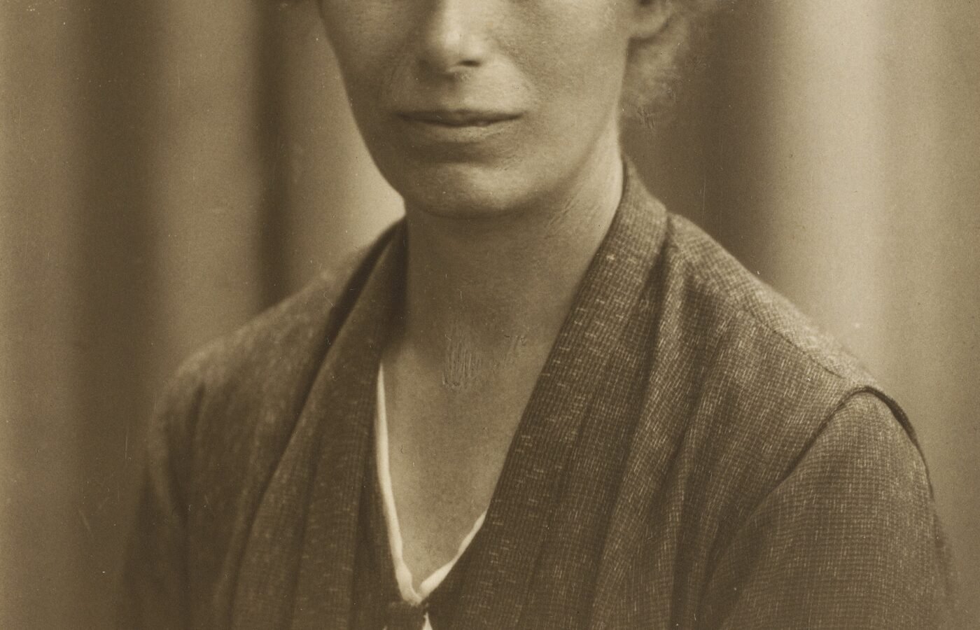 Retrato de la sismóloga danesa Inge Lehmann en 1932